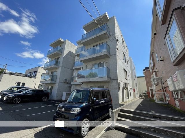 ヴェリテ円山神宮の外観写真