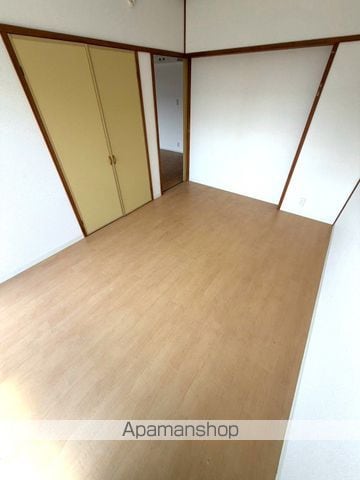 ELEGANCE REWの内装写真