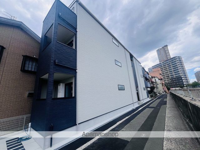 ・諏訪1丁目共同住宅の外観写真