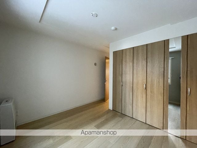 アルファスクエア宮の森2条の内装写真
