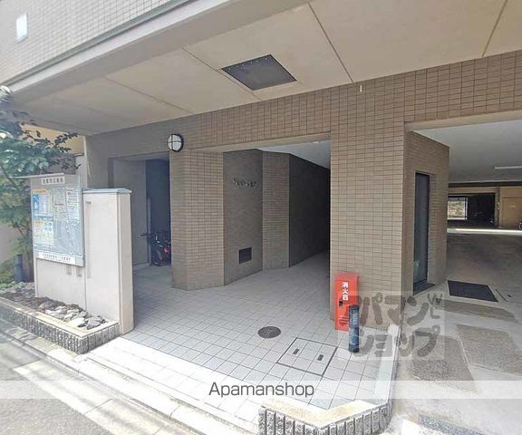 アビターレ室町の玄関写真