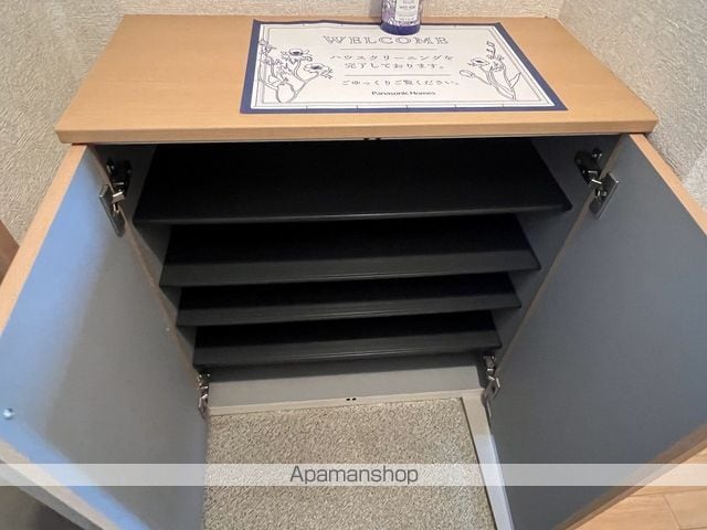 メゾンドヴェール Aの内装写真
