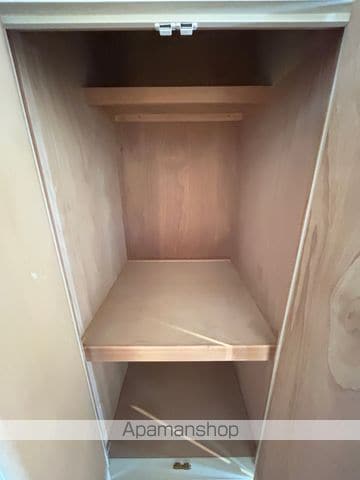 フォレストコート高尾の内装写真