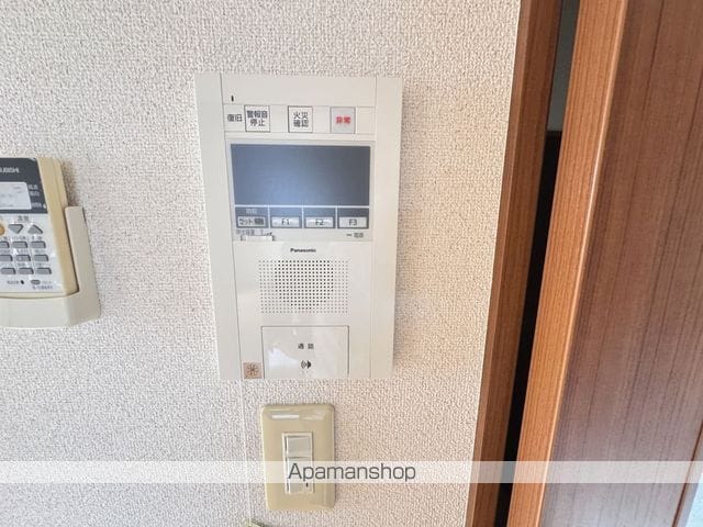 ヒーローマンション明の内装写真