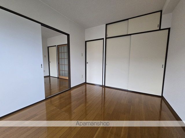 ルミエール 岸の内装写真