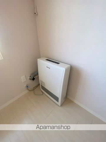 CITY RESIDENCE月寒中央の内装写真