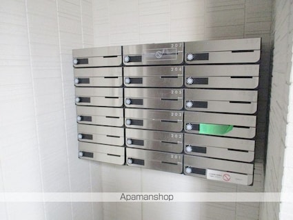 アーバンゲート[1K/30.06m2]の外観4