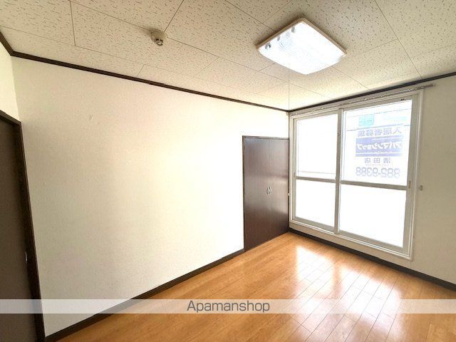 サンタペルシェの内装写真