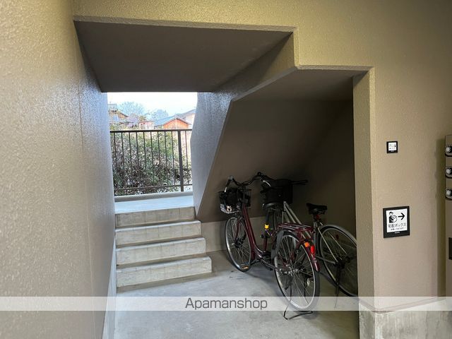 サンヒルタニウの玄関写真