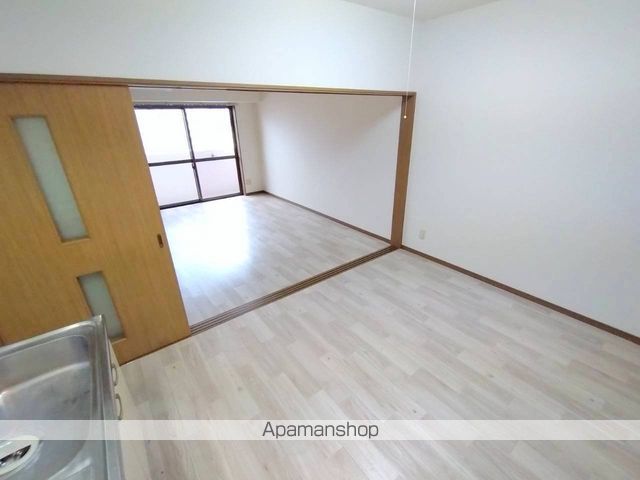エムスタイル川原の内装写真