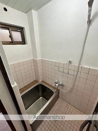 和歌山県和歌山市田中町３丁目[1DK/32m2]のバス