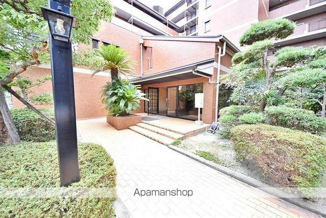 コスモハイツ千里桃山台の外観写真