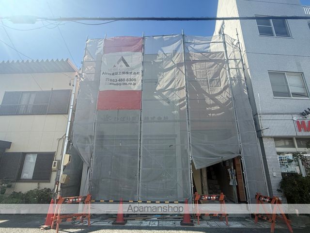 ヒバリスクエア和地山の外観写真