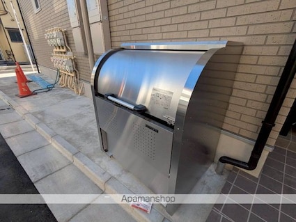 パインヒル１８[1K/25.2m2]の共用部2