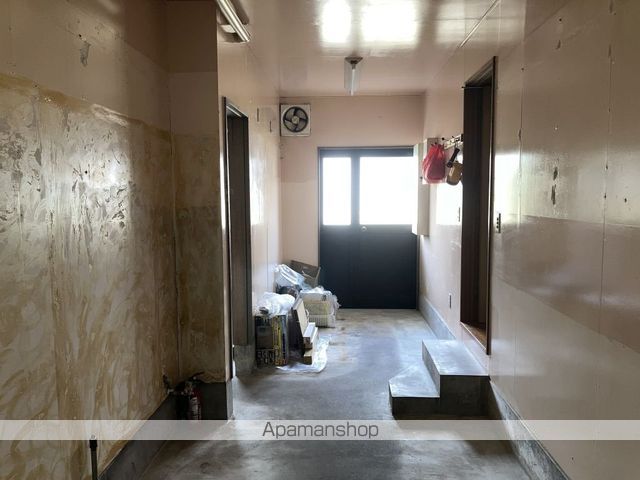 店舗付住居の内装写真