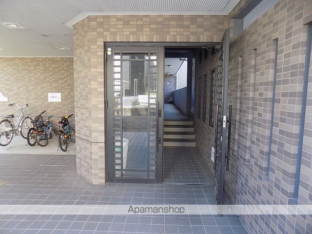 レジデンス味美の玄関写真