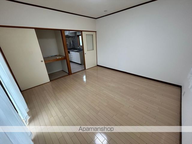 エクレールIVの内装写真