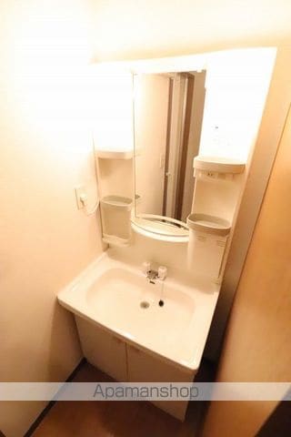 マンションシェルの内装写真