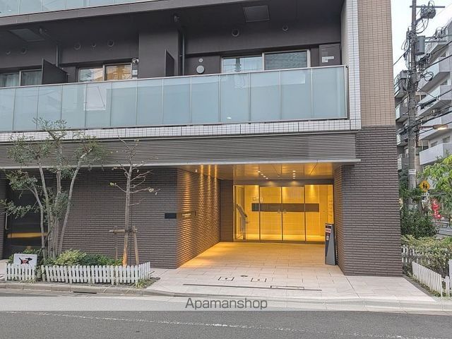 メインステージ入谷IIIの玄関写真