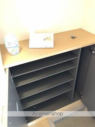 長野県松本市横田３丁目[1LDK/48.18m2]の玄関