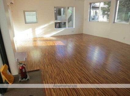 東京都世田谷区代沢５丁目[1R/48.38m2]の内装