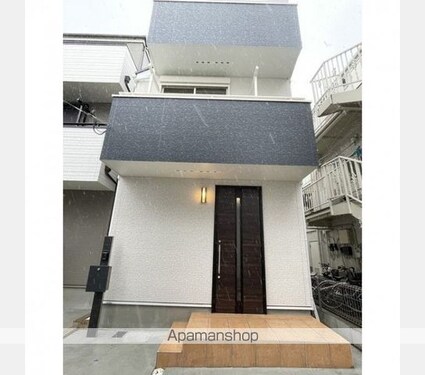 東京都中野区江原町１丁目[3SLDK/98.11m2]の玄関