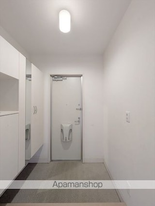 クレイン　Ｂ棟[1LDK/51.19m2]の玄関