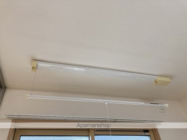 オリーブ Bの内装写真