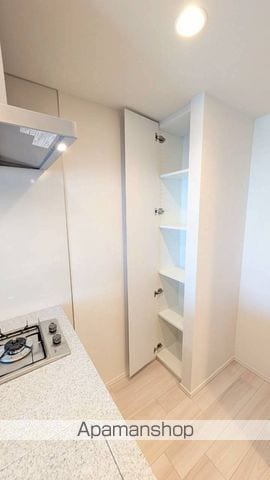 レジディア高田馬場の内装写真