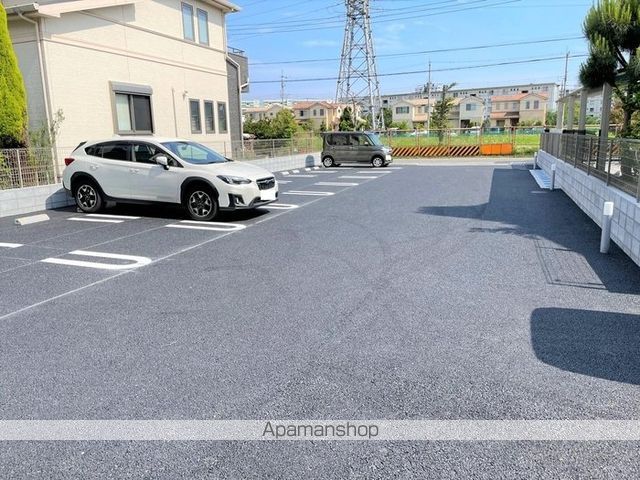 RASSURERのその他写真