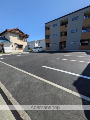 LE COCON 四日市Xの玄関写真