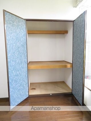 クレール花京院[3K/49.5m2]の収納