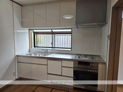 髙村貸家[3LDK/70.28m2]のキッチン