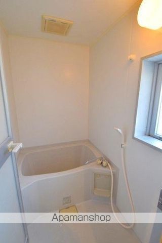 ワンカラー北斎院の内装写真