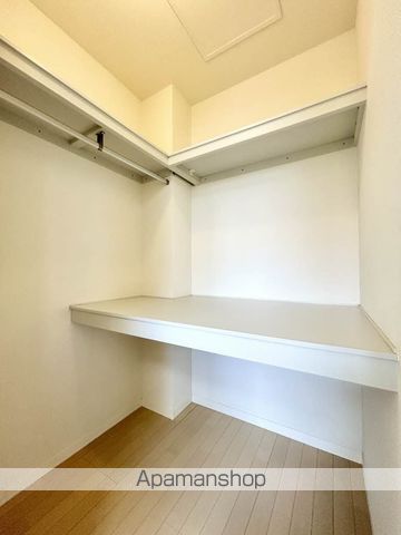 シャーメゾン際波 C棟の内装写真