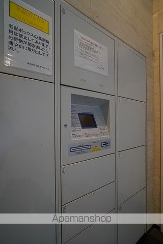 ラクアスレジデンス東新宿の内装写真