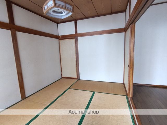 セカンドハウスIの内装写真