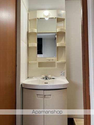 エスカイア24軒の内装写真