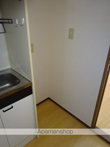 ウイングシップBの内装写真
