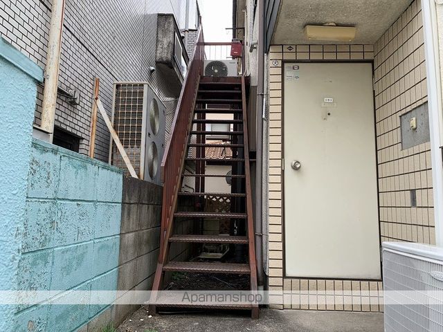 メゾン綾瀬の玄関写真