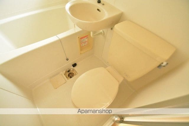 ルーレット台原の内装写真