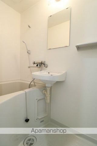 スリム箱崎の内装写真