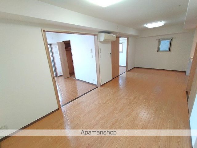 第1関根マンションの内装写真