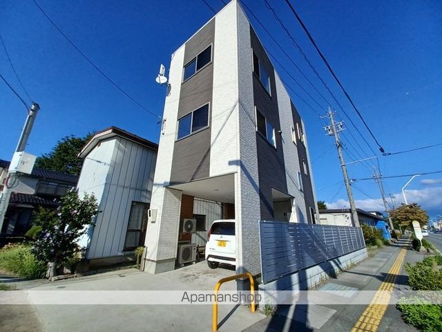 北陸新幹線 長野駅 徒歩20分 3階建 築5年の外観写真