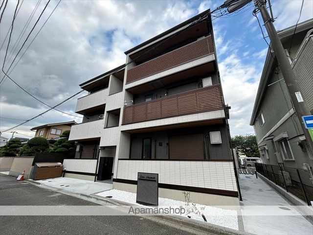 イヴレーア橋本の外観写真