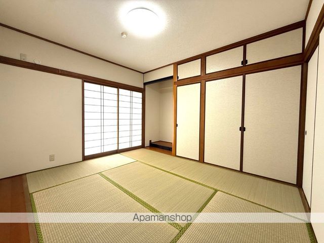 グランドハイツ赤坂の内装写真