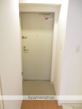 ＲＥＳＩＤＥＮＣＥ　ＳＡＴＳＵＭＡ[1K/32.96m2]の玄関