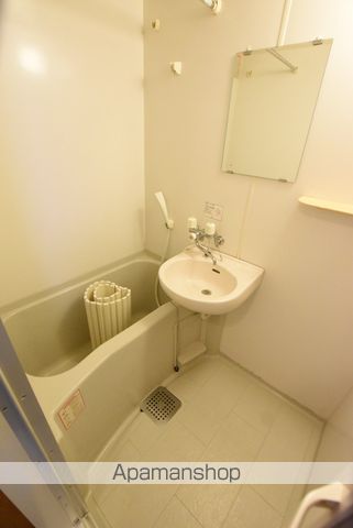 CANVASSすすきのの内装写真