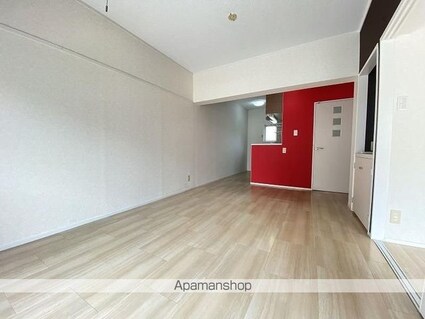 メゾン二子[1LDK/40m2]のリビング・居間