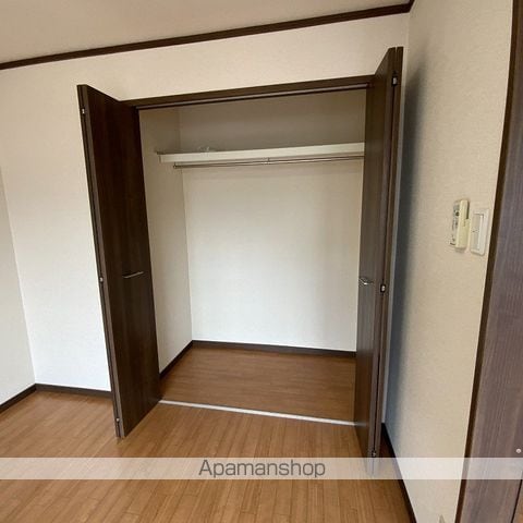 Surplus Twoハイツ中原の内装写真